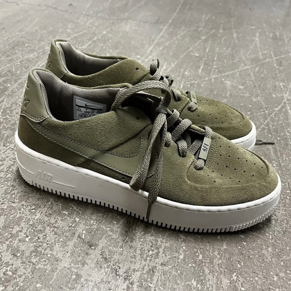 Womens Nike Air Force 1 Green Suede